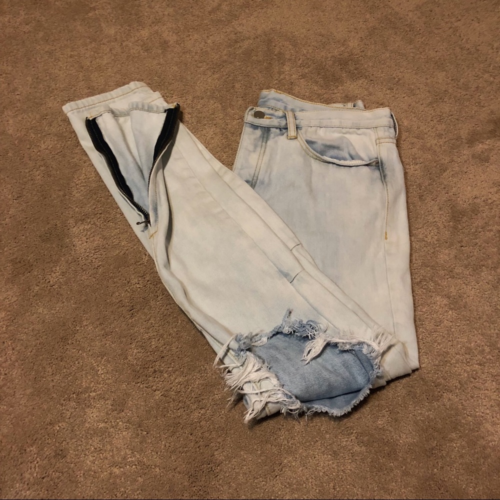 mnml M1 Bleached Denim Jeans